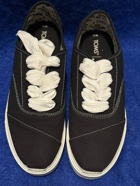 TOMS Black Canvas Sneakers NWOB